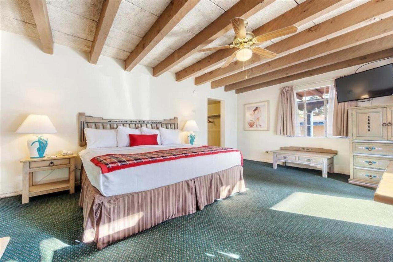 Kachina Lodge Resort And Meeting Center タオス エクステリア 写真