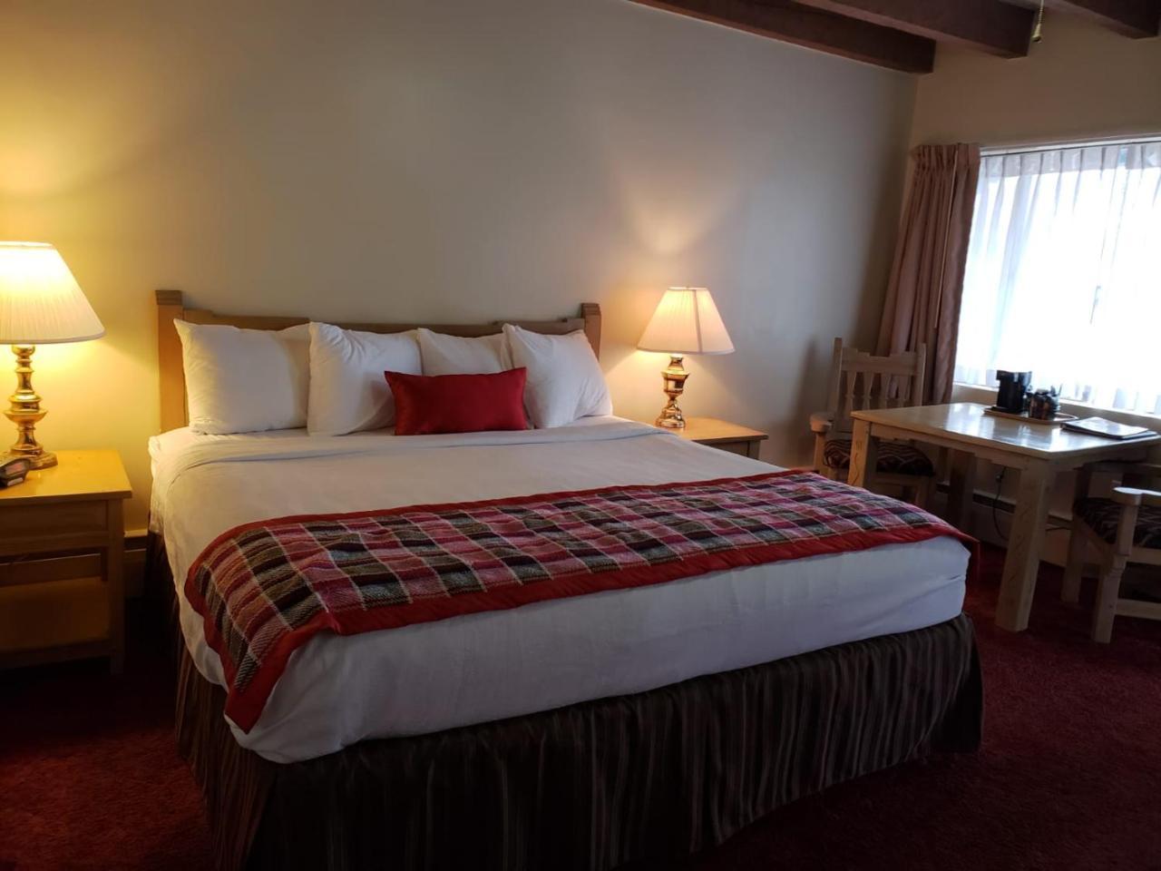 Kachina Lodge Resort And Meeting Center タオス エクステリア 写真